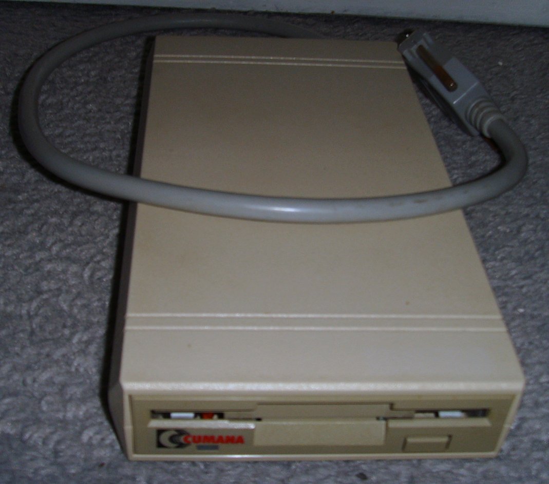 Commodore Amiga 500 - Cumana External Floppy Drive