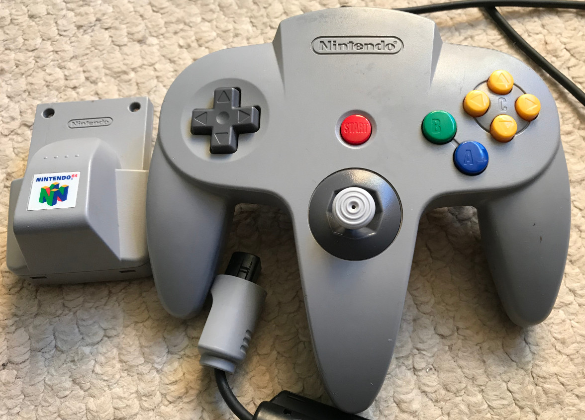 Nintendo 64 - Orignal Grey Controller with Official Rumble Pack