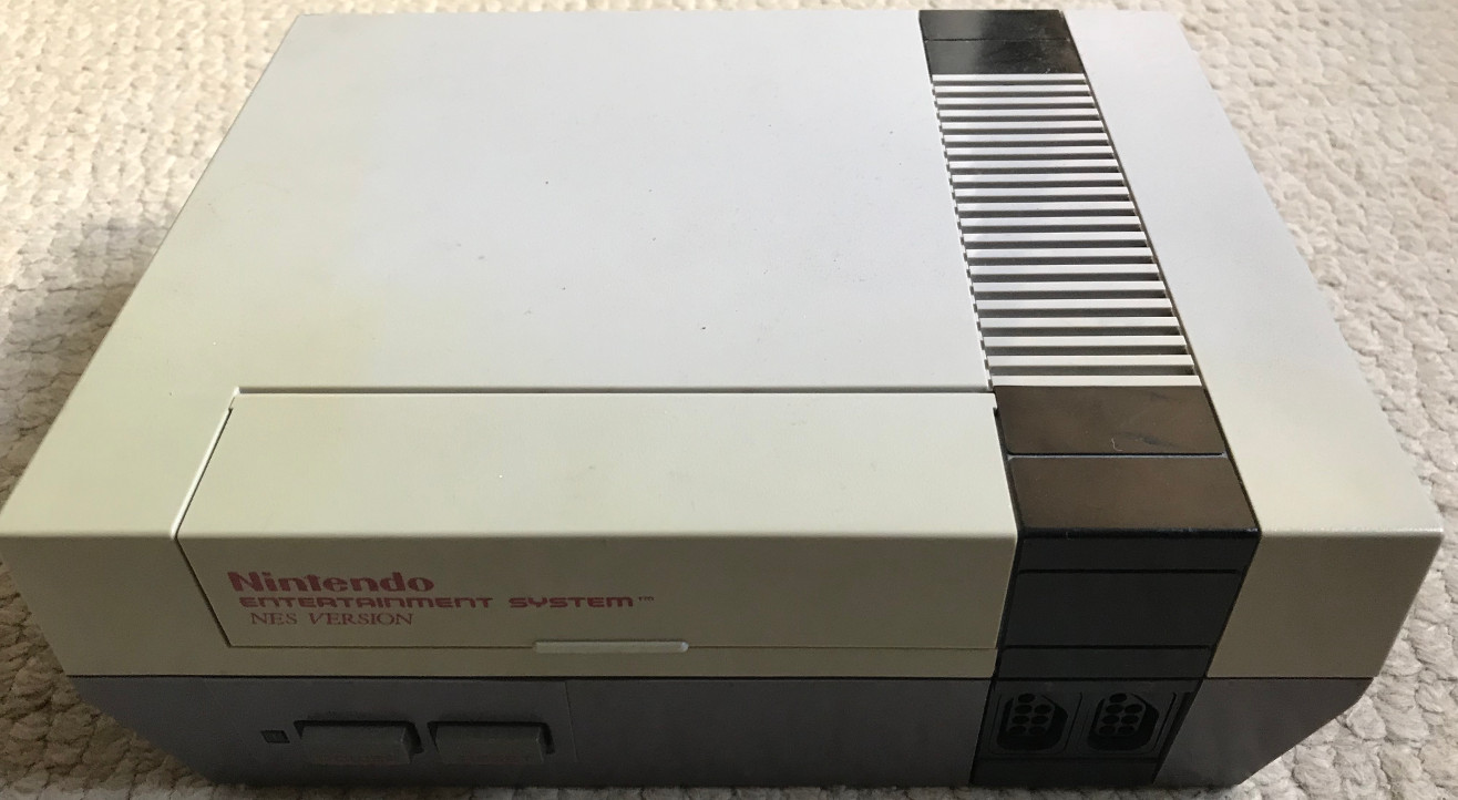 Nintendo Entertainment System - Original Case
