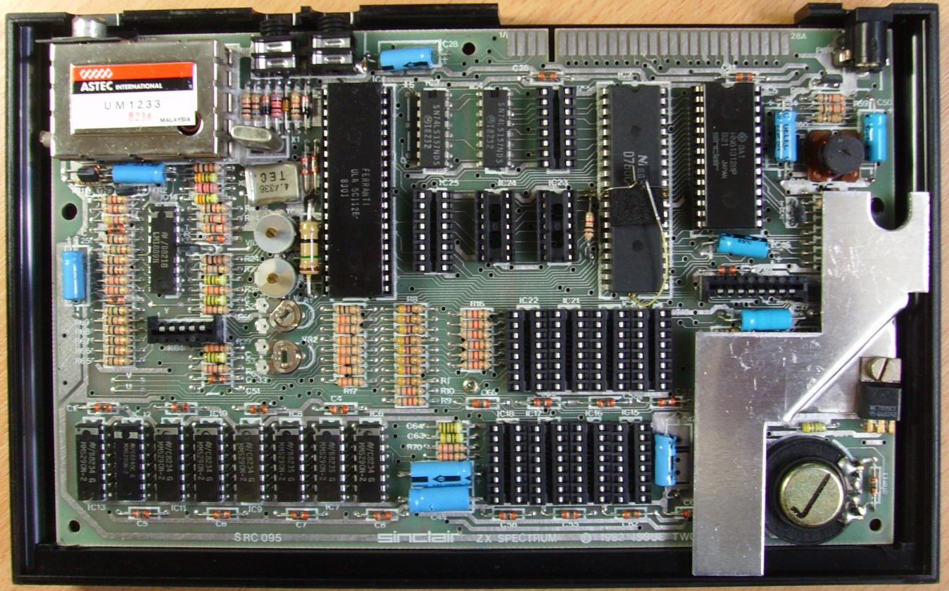 sinclair zx spectrum motherboard